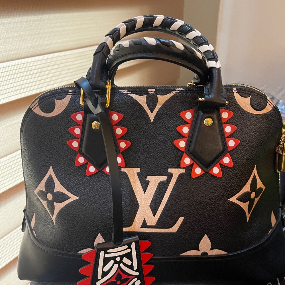 Louis Vuitton alma crafty edition
